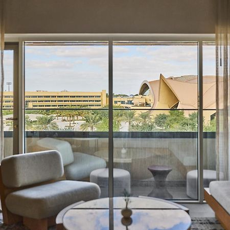 Erth Abu Dhabi Hotel エクステリア 写真