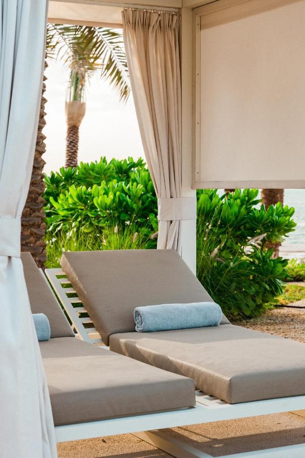 Erth Abu Dhabi Hotel エクステリア 写真