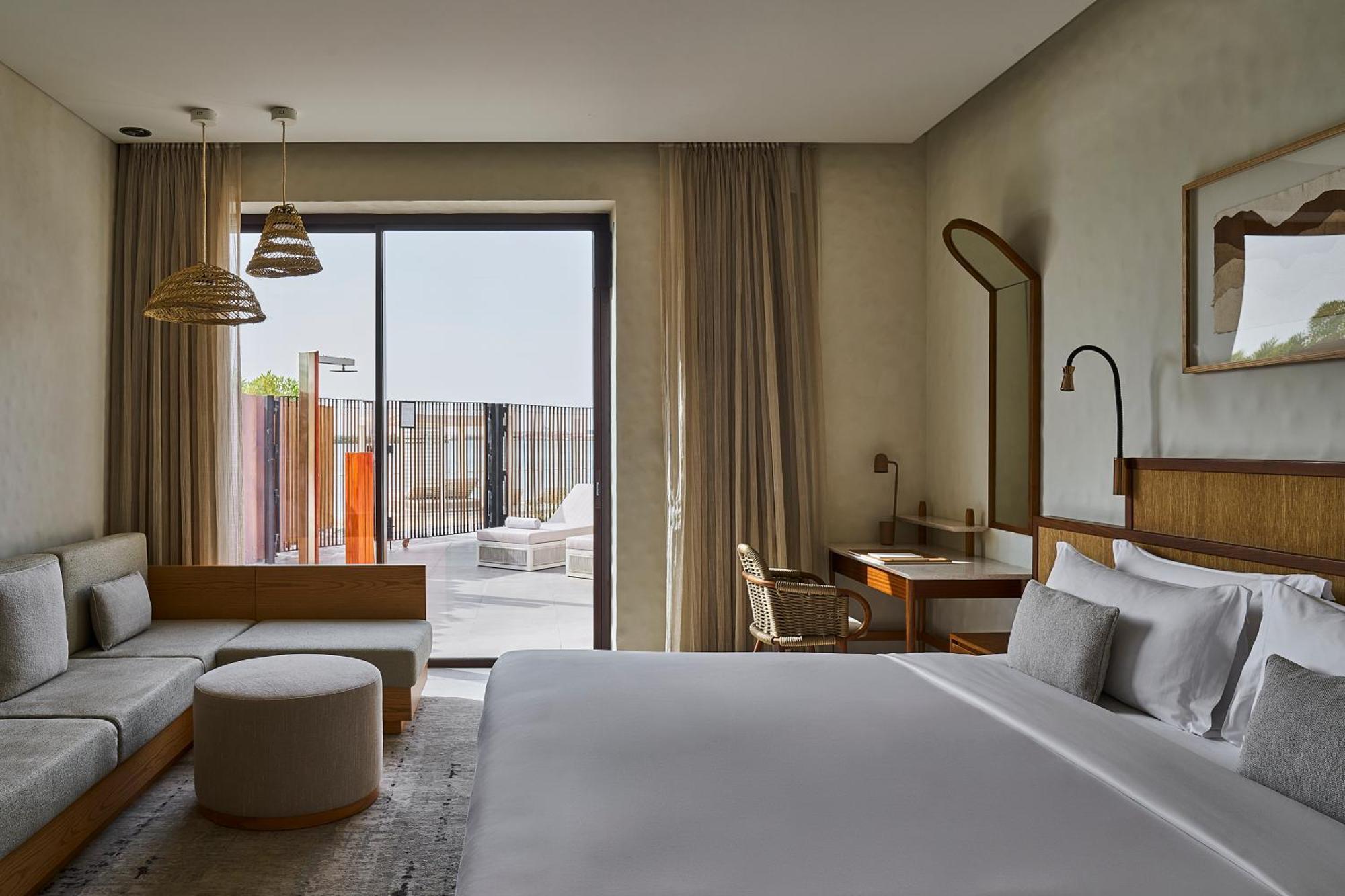 Erth Abu Dhabi Hotel エクステリア 写真