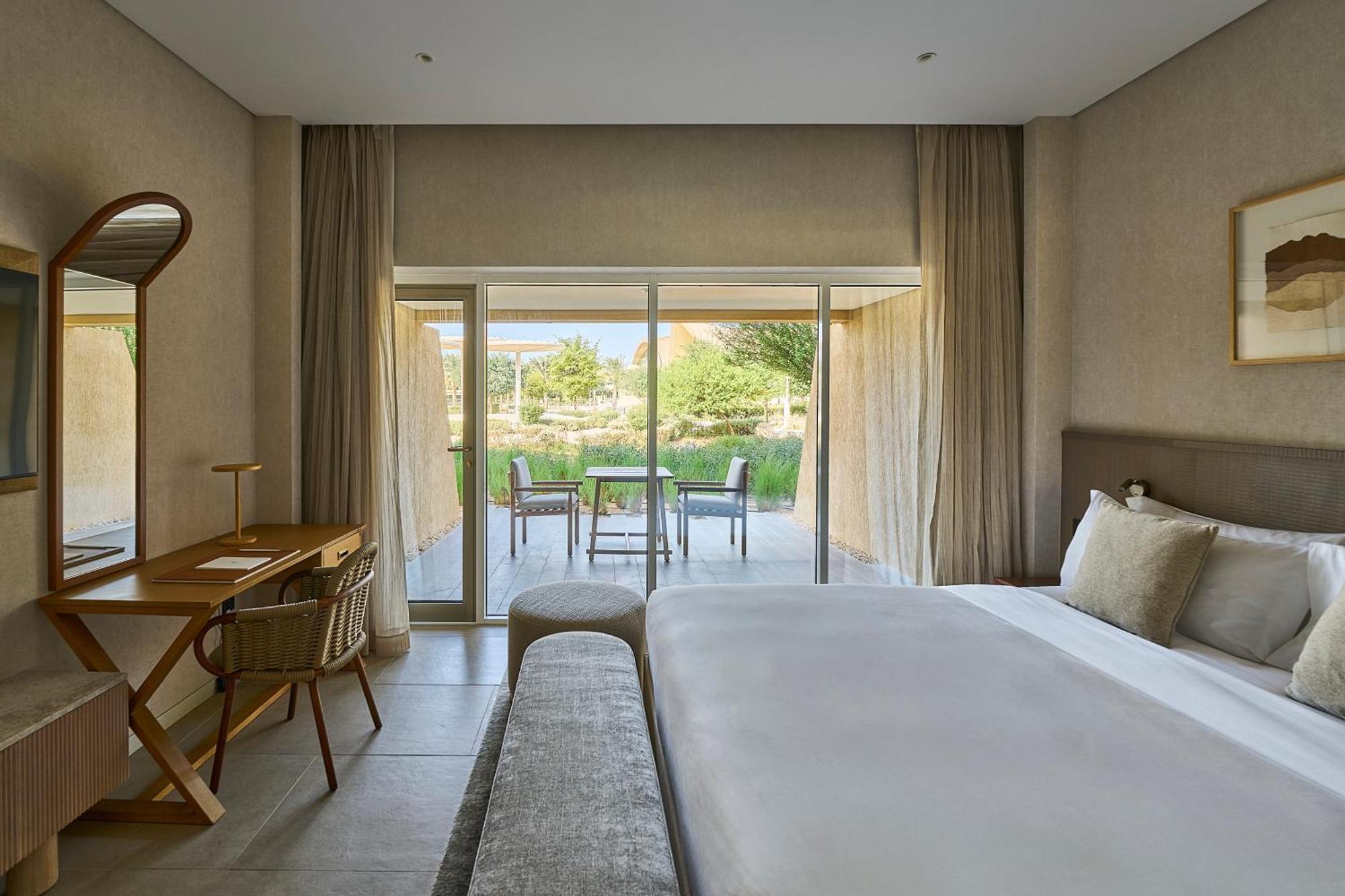 Erth Abu Dhabi Hotel エクステリア 写真